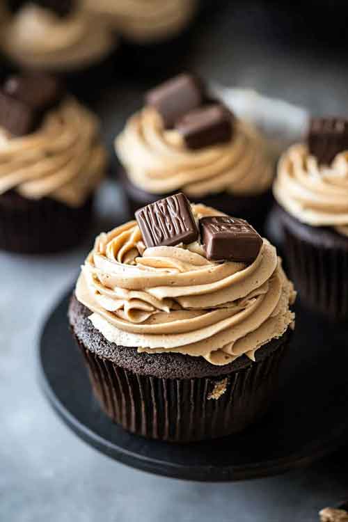 Reese's Peanut Butter Cupcakes